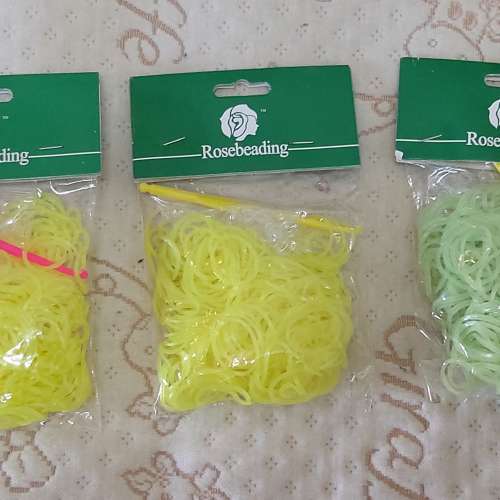 全新韓國DIY手鏈配件 彩虹橡皮筋手鏈 夜光編織手鏈 橡根手鏈 (每包300條)