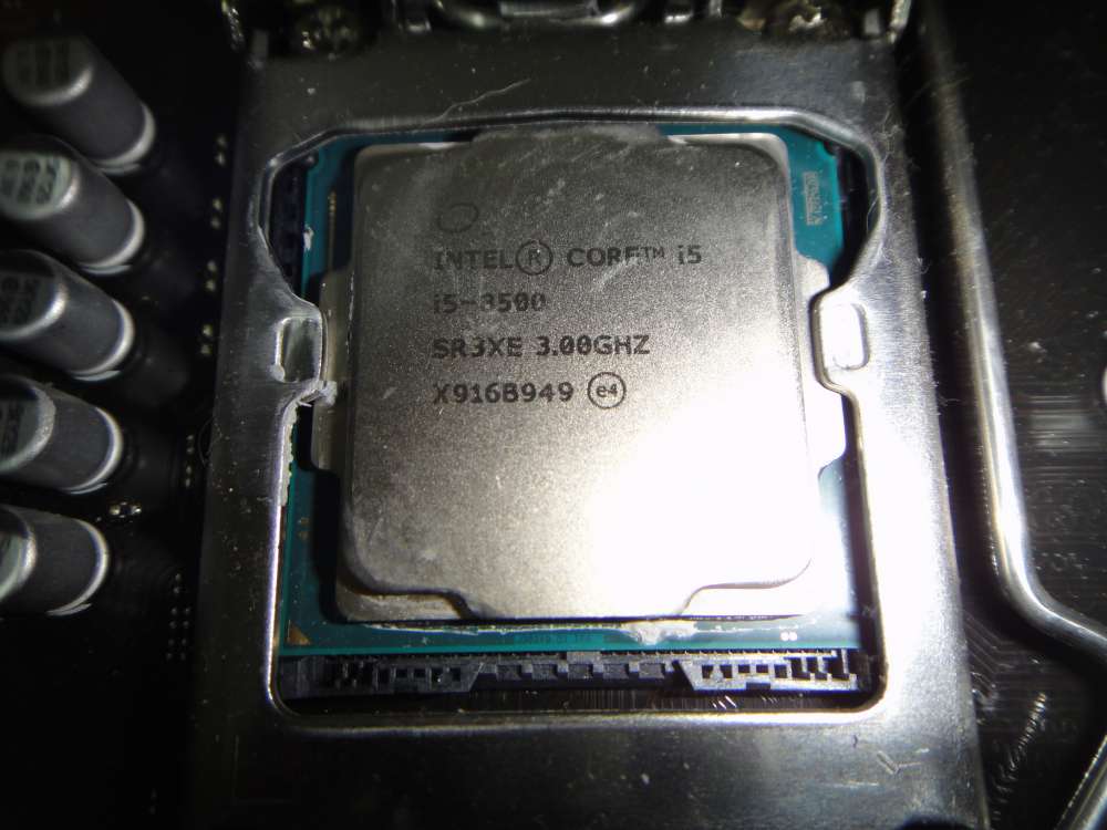 8代Intel Core i5-8500 3.0GHz Cache 9MB 14 nm 65W Socket 1151