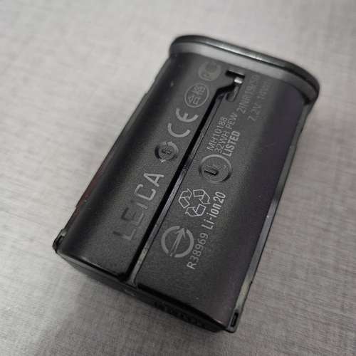 出售 Battery BP-SCL4 for Leica Q2 and SL and Nitecore 充電器