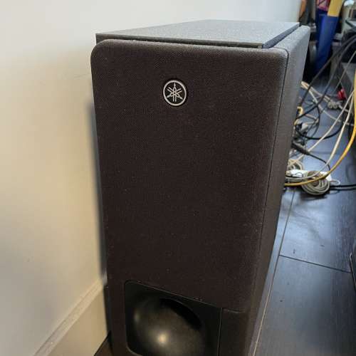 Yamaha YAS 207 soundbar & subwoofer