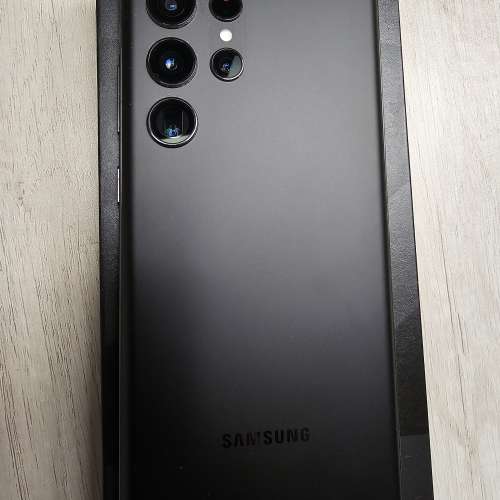 97% new Samsung Galaxy S22 Ultra 512GB