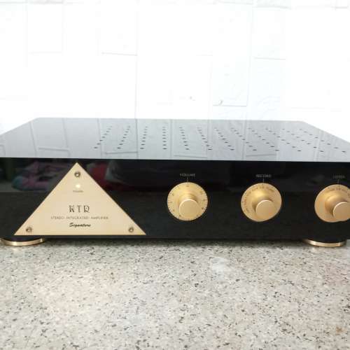 wtr audio signature integrated amplifier Switzerland