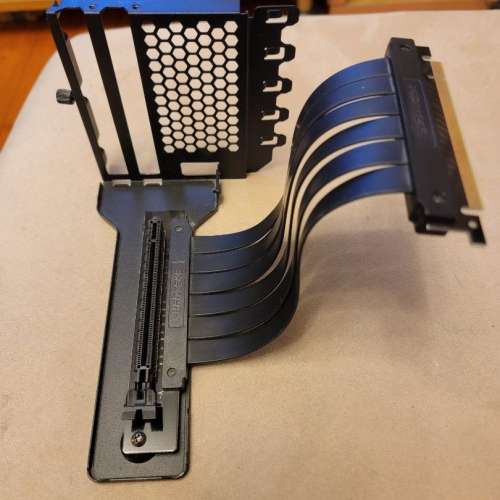 Phanteks Vertical GPU Kit 轉直插架