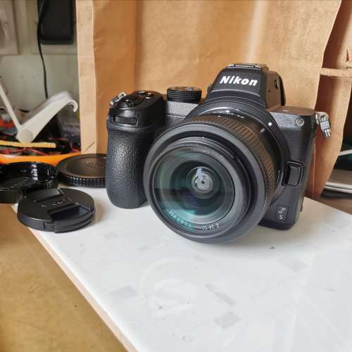 Nikon Z5 + nikkor z 24-50mm f/4-6.3鏡頭套裝