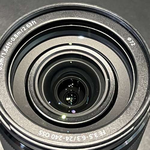 Sony FE 24-240mm F3.5-6.3 OSS lens with hood for Sony A7IV, A7RV, A9, A7C, A1