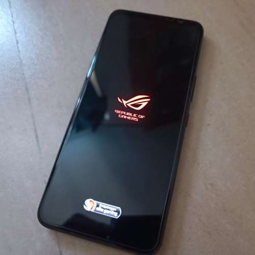 香港行貨 Rog Phone 6 （16GB+512GB）單機 進不到系統 屯門自取