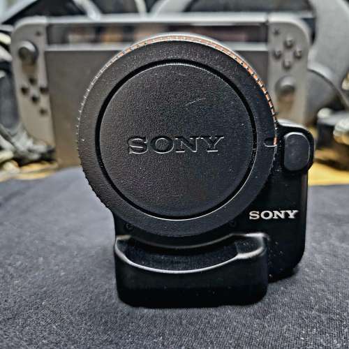 Sony LA-EA4 A-mount to E-mount 接環