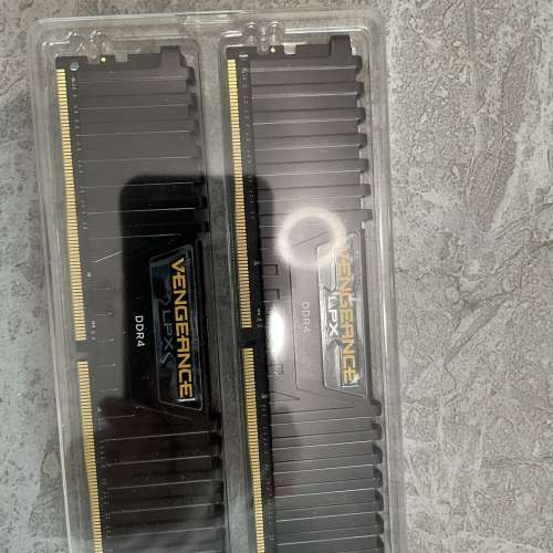 Corsair Vengeance LPX 32GB Kit (2x16GB)DDR4 3200mhz  (CMK32GX4M2B3200C16)