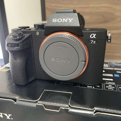 Sony Alpha 7 II E-mount Camera (Sony A7 ii)