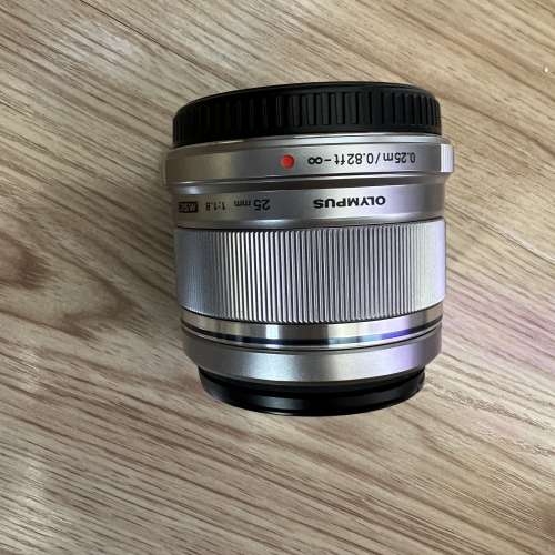 Olympus 25mm 1.8 鏡頭