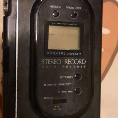 Aiwa Walkman 已維修，正常操作，用2個AA電