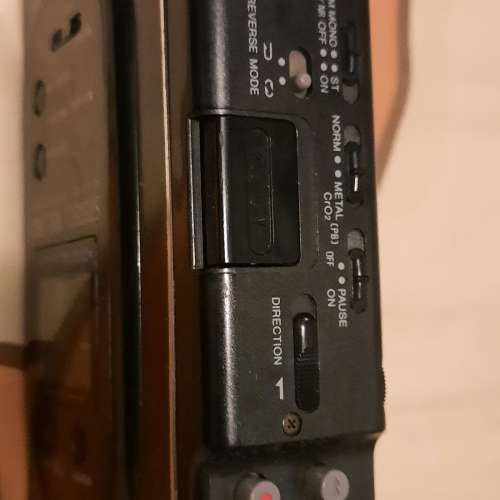 Aiwa Walkman 已維修，正常操作，用2個AA電