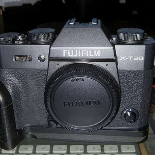 Fuji XT-30 (銀灰)