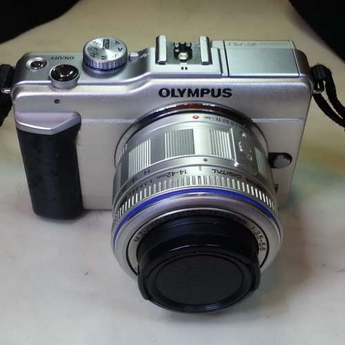 Olympus E-PL1 body.