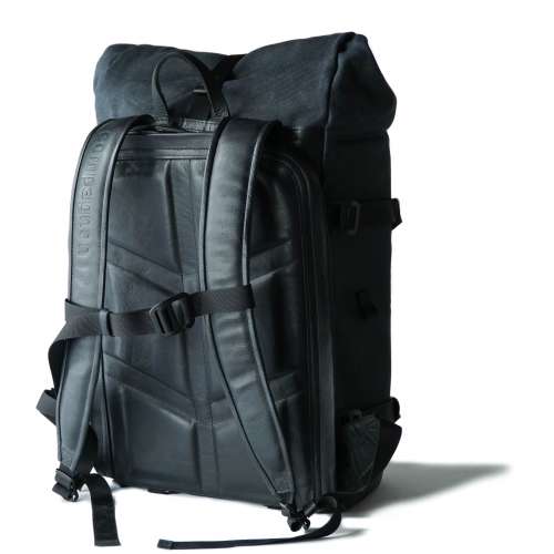【6折】 compagnon "the backpack &ldquo; 深藍色蠟帆布 拼 黑色皮 背囊
