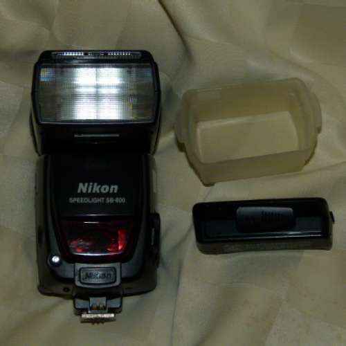 Nikon Speedlight SB-800 flash