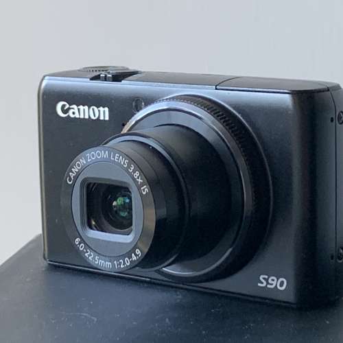 Canon S90