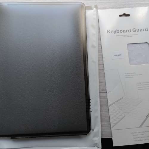 MacBook Air 13 M1 Case 保護套 + Keyboard guard 全新