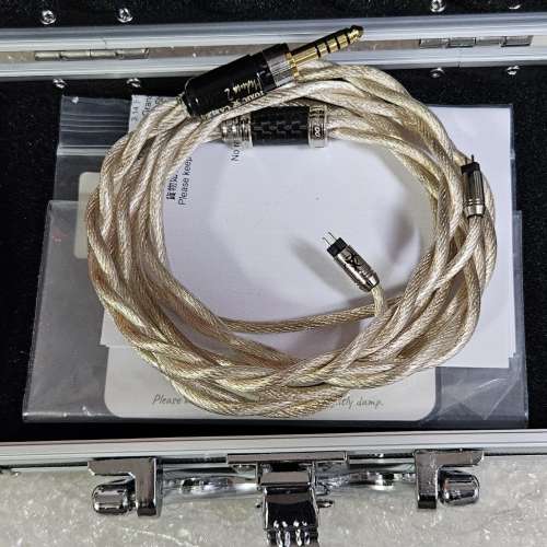 2023年新款 Toxic cables Medusa 17 V2 美杜莎 2pin 0.78 cm 4.4