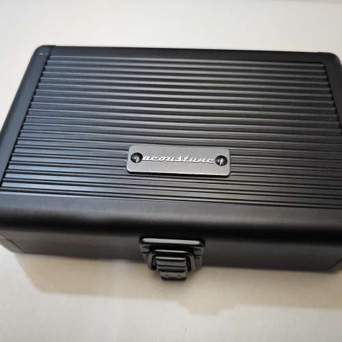 Acoustune HS1750cu