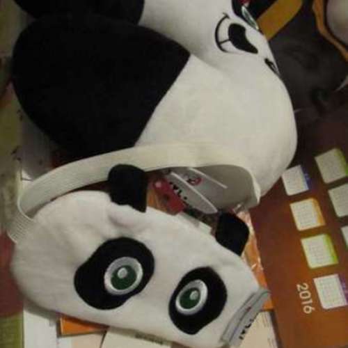 長途機必備 - 功夫熊貓頸枕，眼罩 (全新)