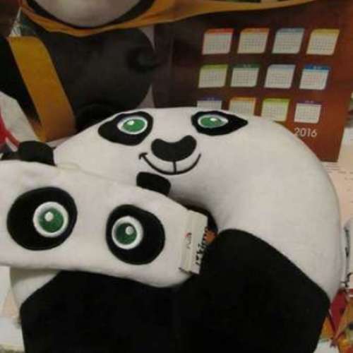 長途機必備 - 功夫熊貓頸枕，眼罩 (全新)