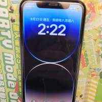 香港行貨Apple iPhone 11 128gb  黑色  9成新有盒双卡連Megsafe套冇佩件。