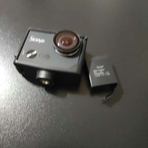 sioeye iris4g 運動直播攝錄機