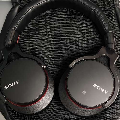 99 new Sony MDR-1ABT Hi-Res 藍牙插線兩用