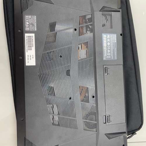 Gigabyte G7MD 17.3吋mon 電競手提電腦