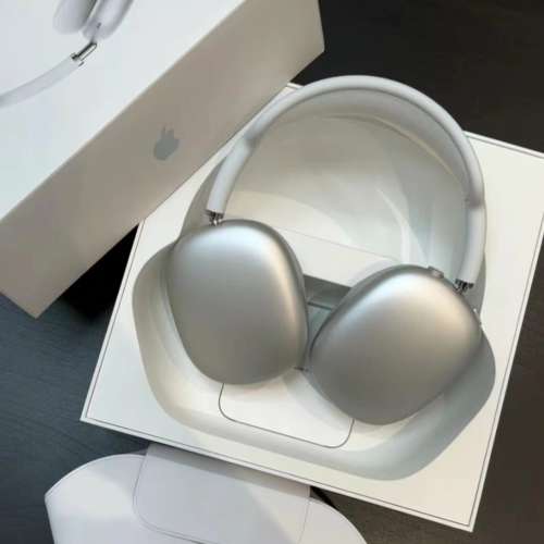 Apple AirPods Max銀白