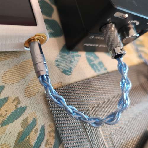 極精神 Aroma A100 TB + PS100Pro 便攜平衡耳擴及專用電源 外觀靚仔 盒單配件齊 連...