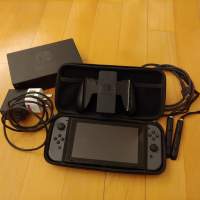 Switch 行貨大電版主機 連3隻games
