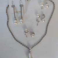 一手五款貝珠首飾，shell pearl,鑲嵌銅鉤鏈，共售500元，單一款180元，no.A26.9.23。