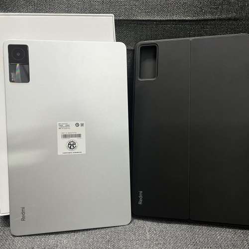95%新 銀色Redmi Pad 連 Redmi Pad Flip Case黑色 (非SE版) 10.61吋 紅米 平板