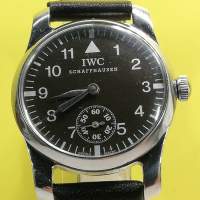 IWC(萬國錶)機械上鏈/綱皮帶腕錶