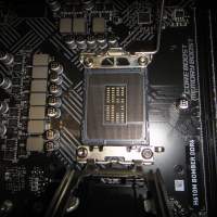 MSI H610M BOMBER DDR4 Micro-ATX主版 Socket 1700