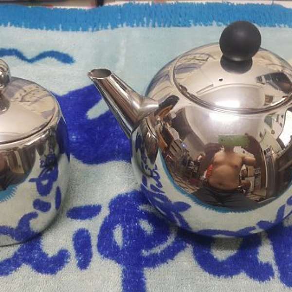 全新法國VITESSE帶茶隔1L不锈鋼茶壼及沙糖盅一套