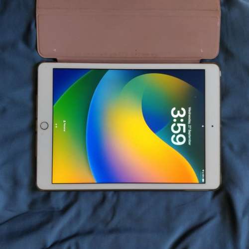Apple ipad 7 128gb gold
