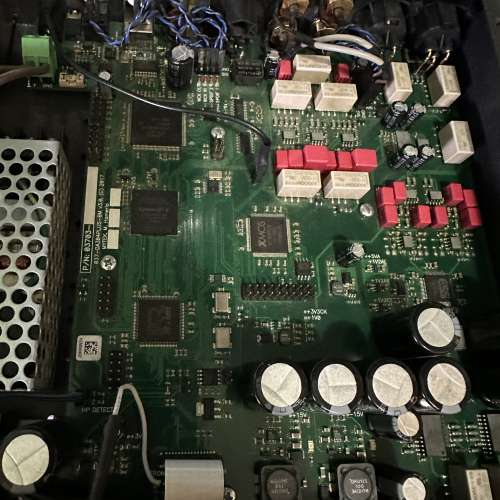 專業維修Hi-Fi高級音響設備和解碼器，重低音等等