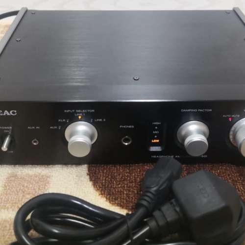 Teac HA-501甲類耳擴前級95%新