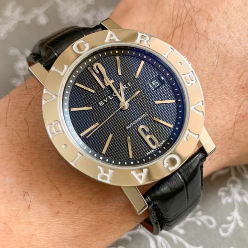 近全新 BVLGARI BVLGARI 38MM 30周年特別版 男裝 自動 日曆顯示 機械腕錶 附 BVLGAR...