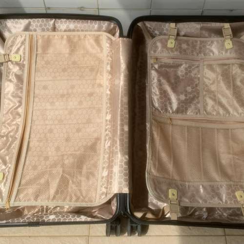 ANINTITA 30"吋 四輪 膠箱 行李箱 旅行喼 行李箱 (密碼鎖壞咗) HK$168.00