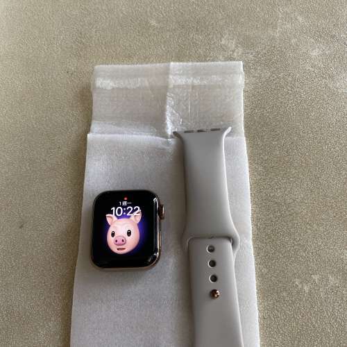 APPLE WATCH SERIES 4