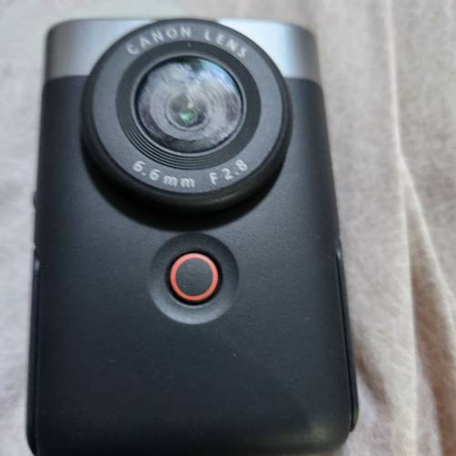 Canon Powershot V10 輕便相機 （9成半新）