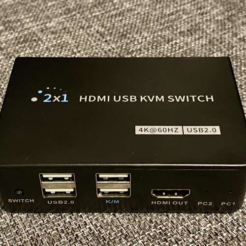 HDMI USB KVM 二入一出