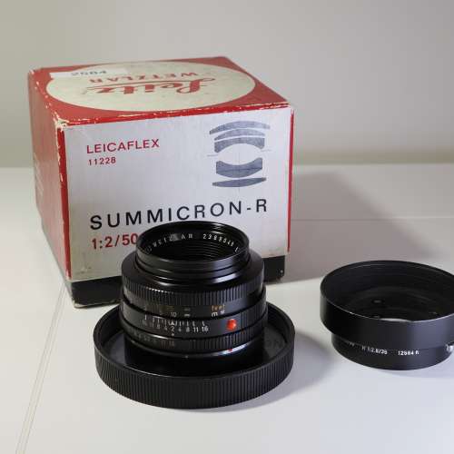 Leica Summicron-R 50mm F2 Lens with box and hood (Leica R mount)