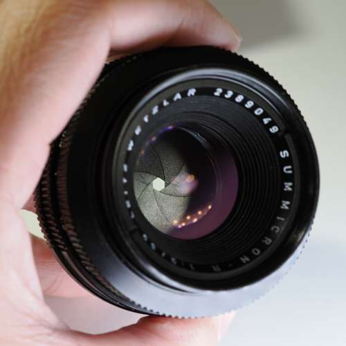 Leica Summicron-R 50mm F2 Lens with box and hood (Leica R mount)