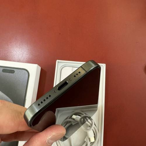 iPhone 15 Pro 黑色 512G 99.99新 美版 有保養