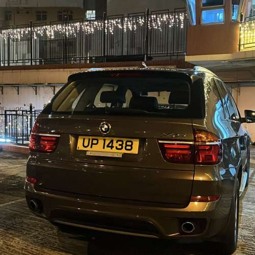 BMW X5 xDrive 35iA (E70） 連一世生發 (1438) 車牌。內外極靚。